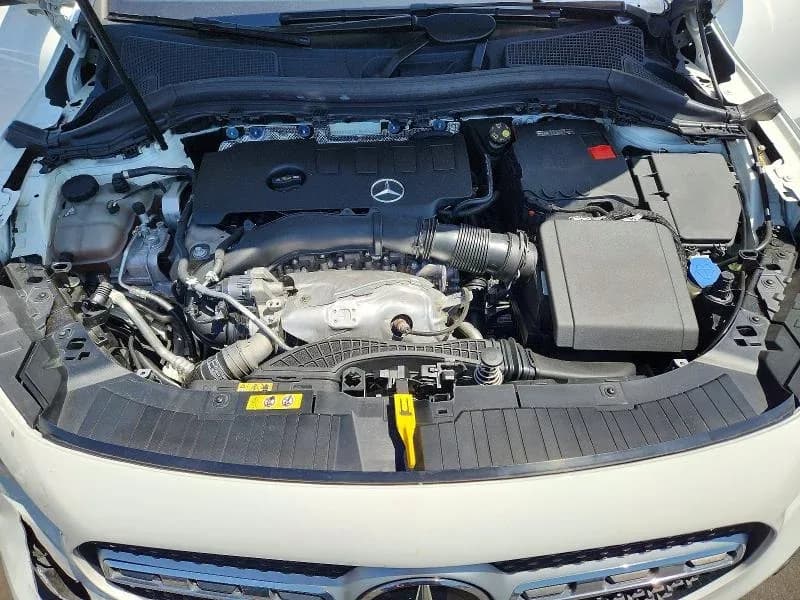 MERCEDES-BENZ GLA 250