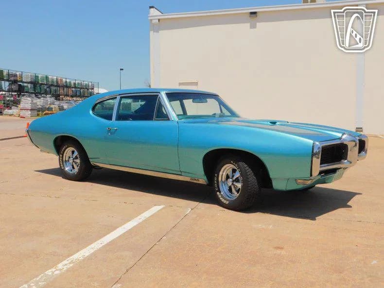 Pontiac LeMans — фото 1