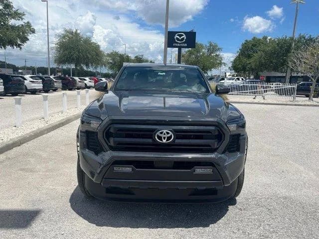 Toyota Tacoma SR5 — фото 2