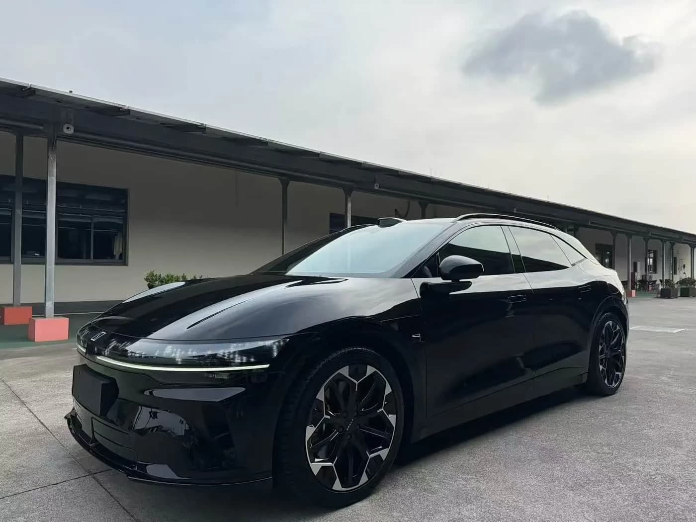 ZEEKR 007GT Long-range Rear-wheel Drive Smart Edition 100kWh — фото 2