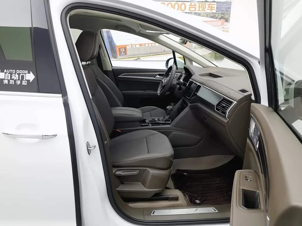 Volkswagen 330TSI Business Edition
