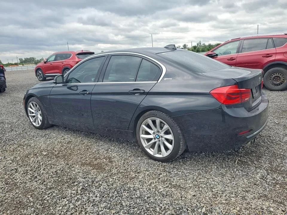 BMW 330E — фото 2