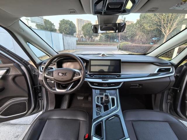 Geely Jiaji 1.8TD DCT Luxury Edition