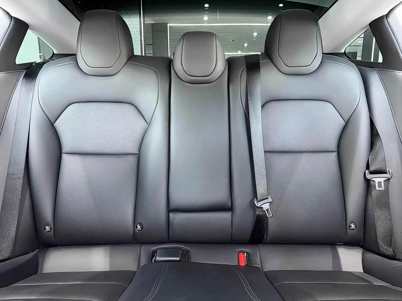 Tesla 3 Long Range All-Wheel Drive