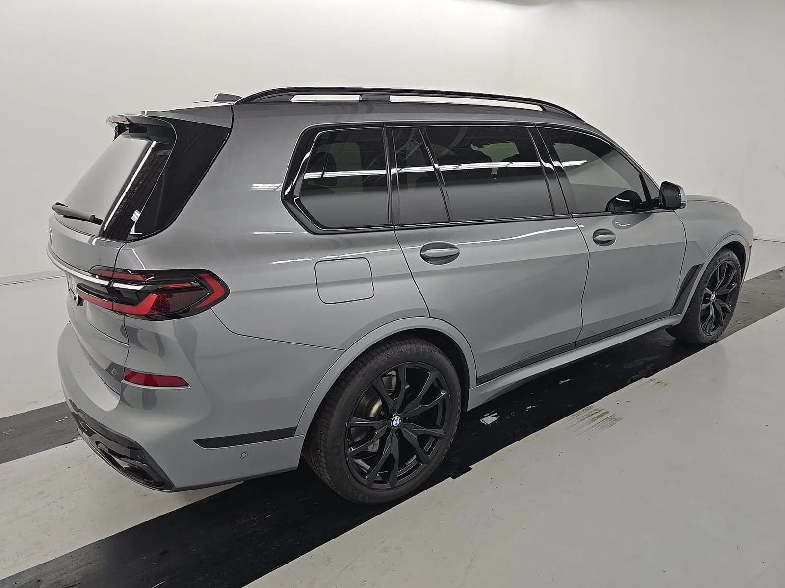 BMW X7 Xdrive40i — фото 4