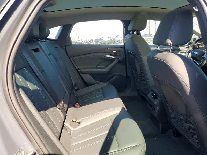AUDI A6 E-tron Premium Plus 55