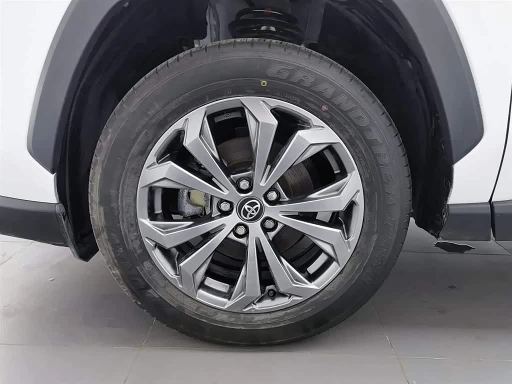 Toyota Rongfang 2.0L CVT 2WD 20th Anniversary Platinum Edition