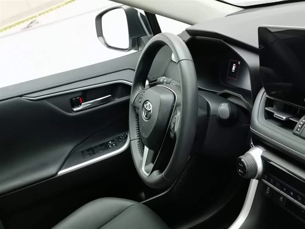 Toyota Rongfang 2.0L CVT 2WD 20th Anniversary Platinum Edition