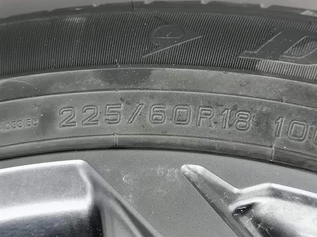 Toyota Rongfang 2.0L CVT 2WD 20th Anniversary Platinum Edition