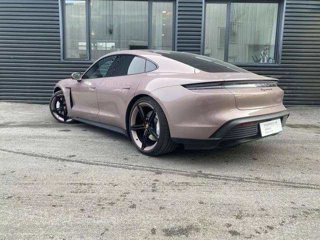 Porsche Taycan 4S