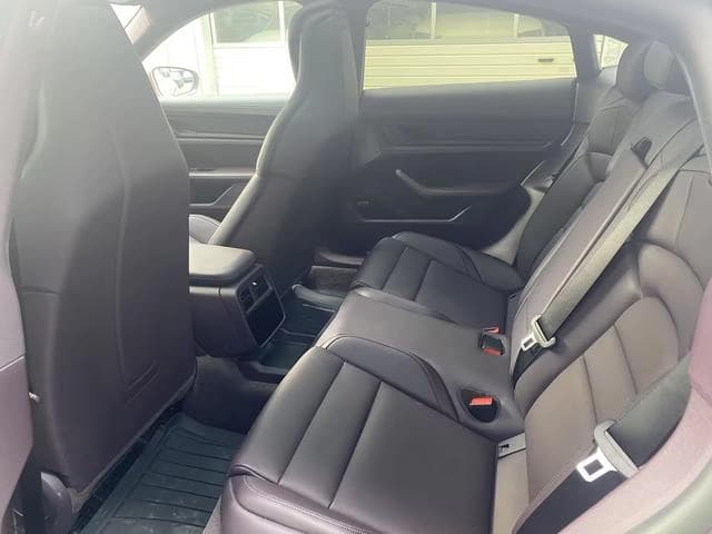Porsche Taycan 4S