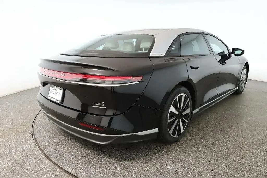 Lucid Air Touring — фото 4