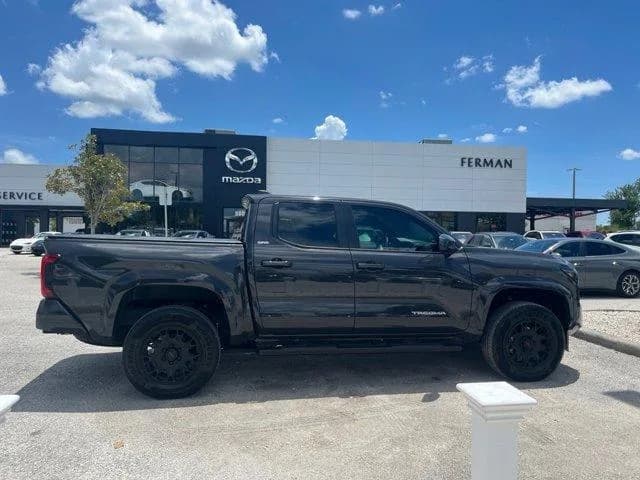 Toyota Tacoma SR5 — фото 4