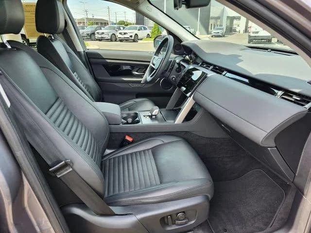 Land Rover Discovery Sport Core S — фото 3