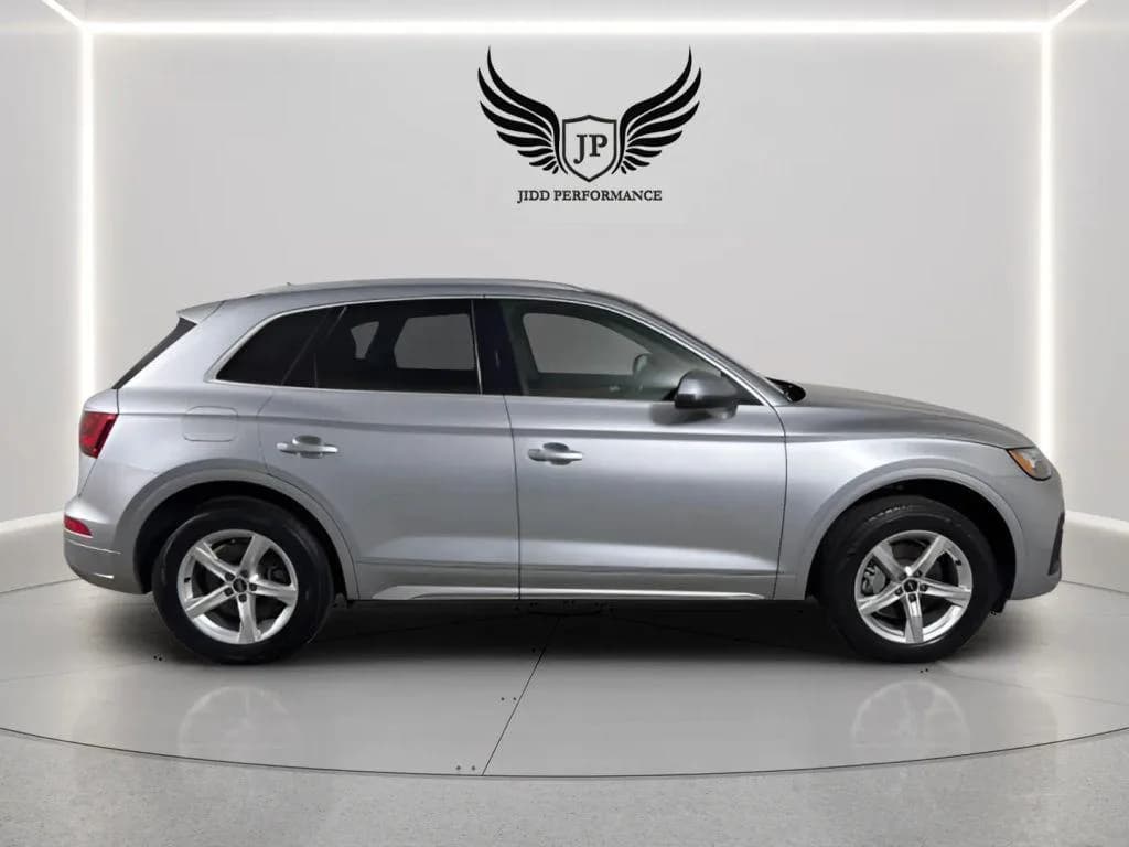 Audi Q5 45 Premium — фото 1