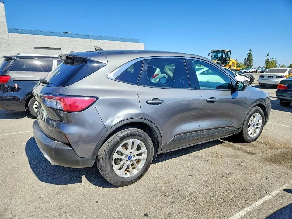FORD ESCAPE Hybrid Se — фото 3