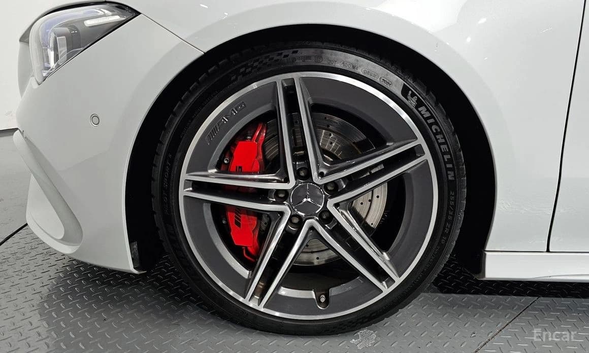 Mercedes CLA-C118 AMG CLA 45 S 4MATIC+ — фото 3