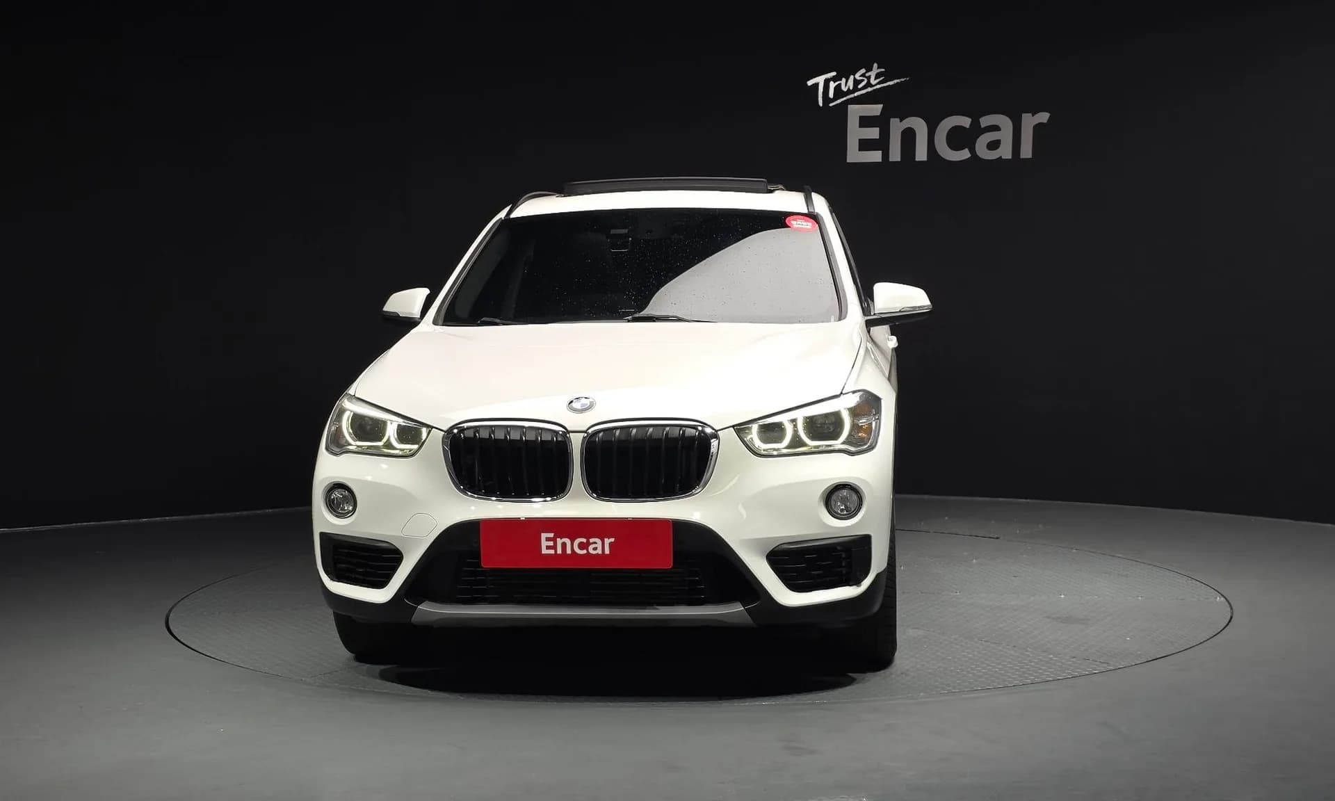 BMW X1 xDrive 18d — фото 2