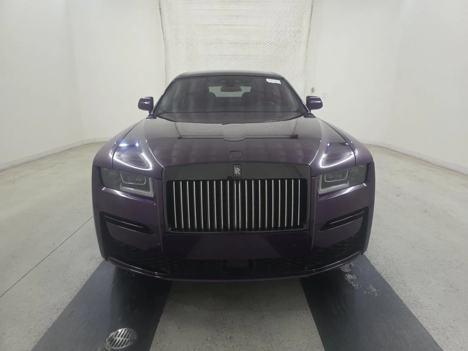 Rolls-Royce Ghost Black Badge — фото 2