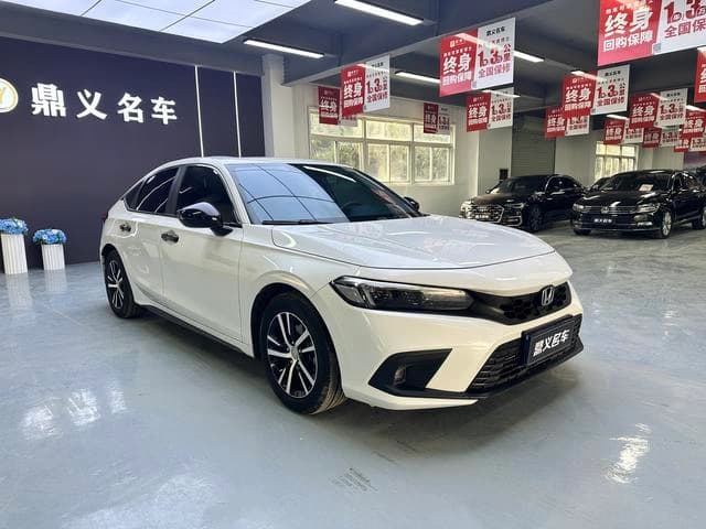Honda Civic HATCHBACK 240TURBO CVT — фото 3