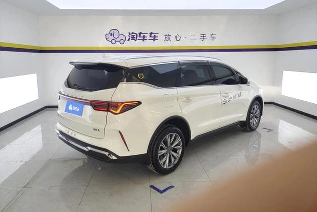 Geely Jiaji L DCT Pengcheng Edition — фото 3
