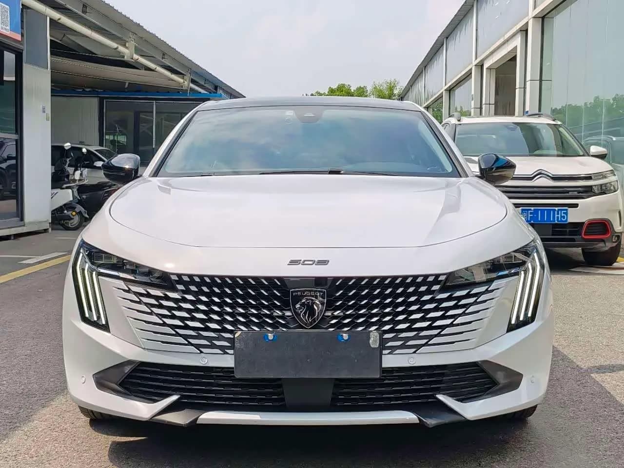 Peugeot 508 508L 400THP Premium Control Edition — фото 3